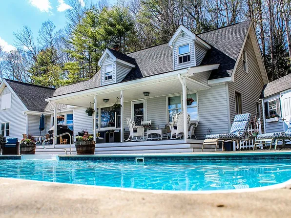 67 East St, Littleton, NH 03561