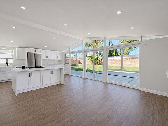 2nd image of 10171 Aldgate Ave