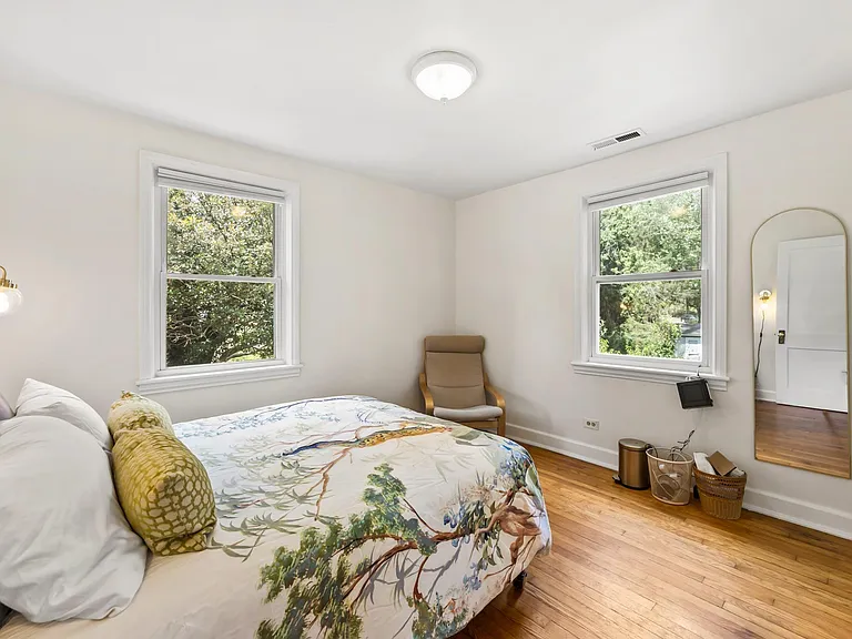 1415 Cherry Ave — Photo 17