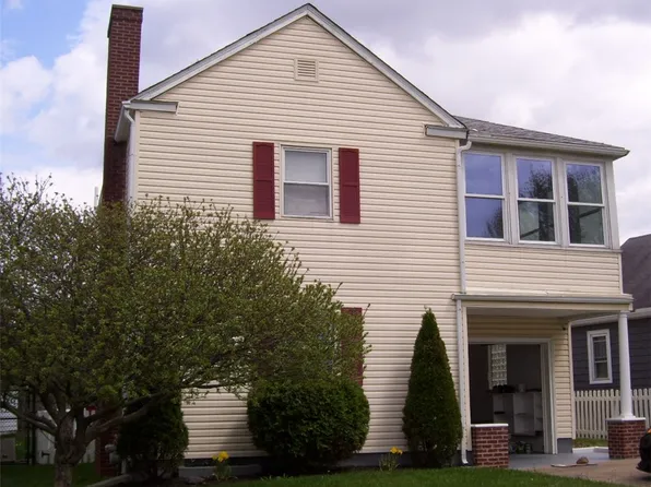 925 Croyden Dr, Dayton, OH 45420