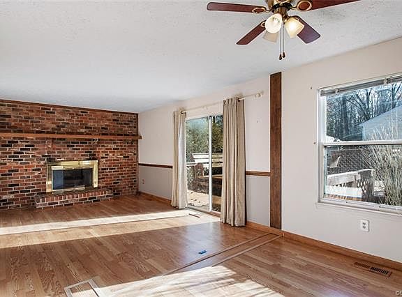 5th image of 4611 Candlelight Ct