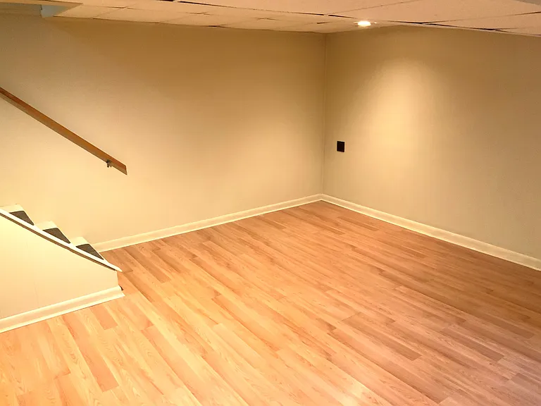 2125 Hawthorne Rd — Photo 23