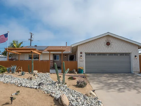 56 E Sierra Way, Chula Vista, CA 91911