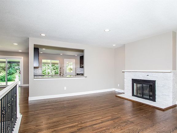 5th image of 8465 E Lehigh Ave