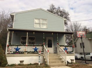 704 Newton Ave, Barrington, NJ 08007