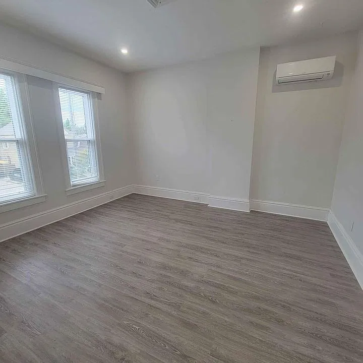 59 Metcalfe St #3