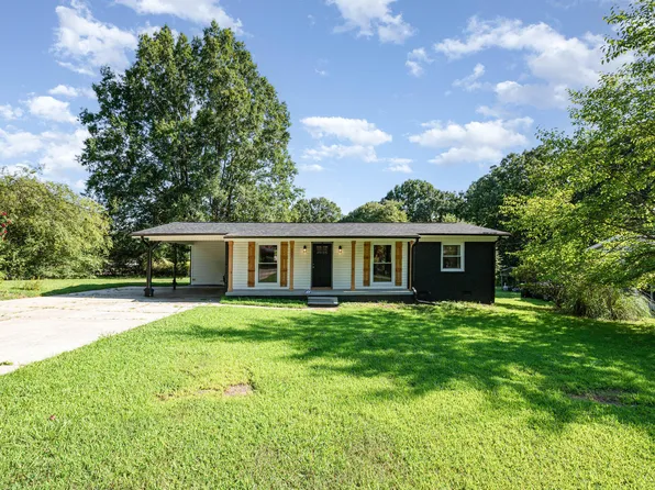 2547 Hilldale St, Green Level, NC 27217