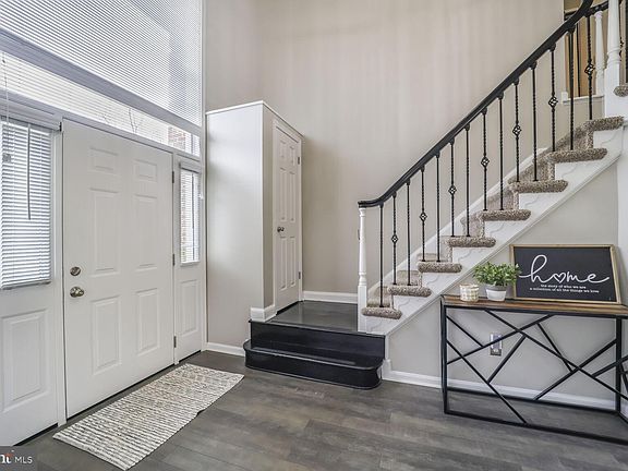 4th image of 8204 Collingwood Ct
