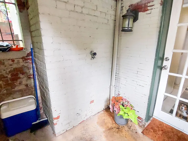 2719 Ontario Rd NW — Photo 5