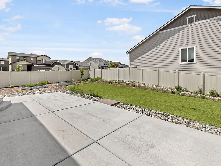 8226 Buffalo Horn Dr — Photo 40