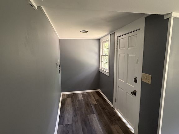 3rd image of 405 N 15th St #B