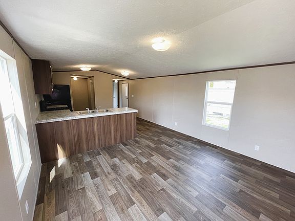 3rd image of 1200 N 20th St Lot 69