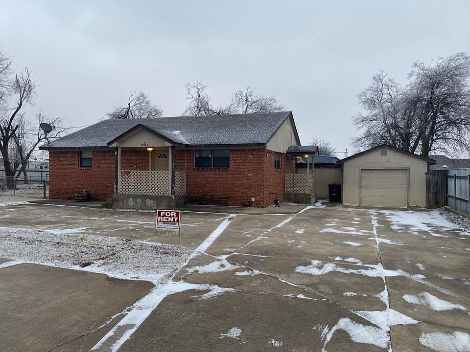 1st image of 820 NW 35th St Ste C