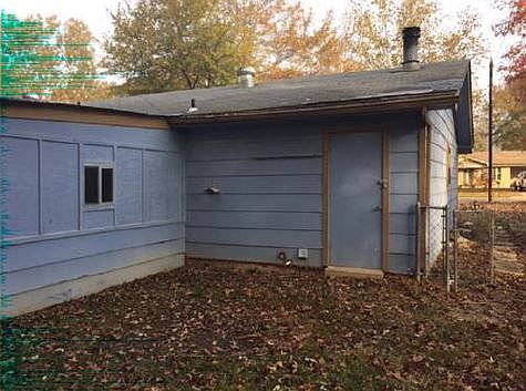 4th image of 2109 West Ln