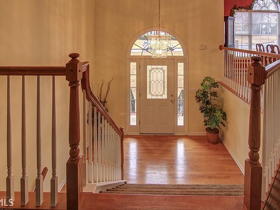 3rd image of 3008 Garland Way