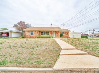 100 Cameron Dr, Altus, OK 73521