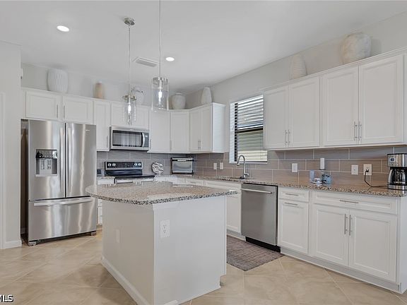 5th image of 16250 Rosemallow Ln