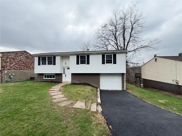 329 Golden Gate Dr, Verona, PA 15147
