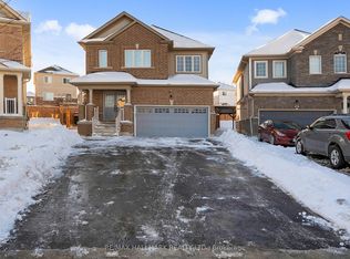 84 Diana Dr, Orillia, ON L3V 0E2