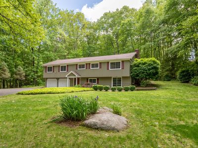 4 Leopard Drive, Sandy Hook, CT, 06482