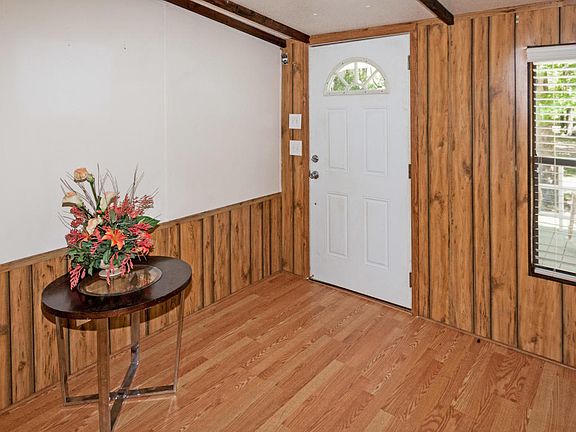 4th image of 3712 Trout River Blvd