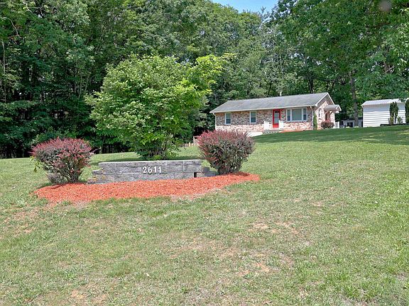 3rd image of 2611 Kings Ct