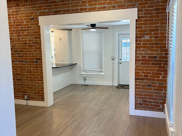 2930 California St — Photo 4
