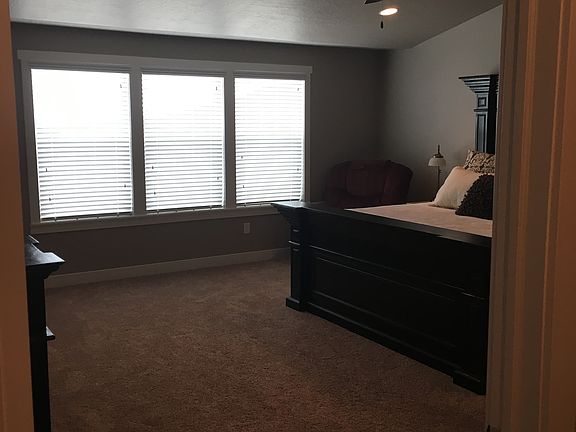 5th image of 8144 N Rock Creek Cove Ln