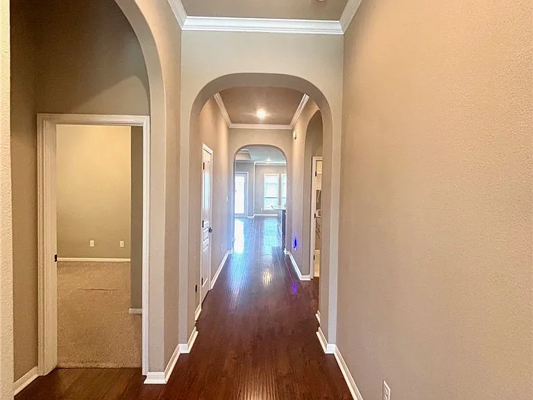 2607 Hailes Ct — Photo 2