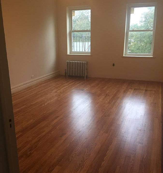 2nd image of 1443 Parker St #4