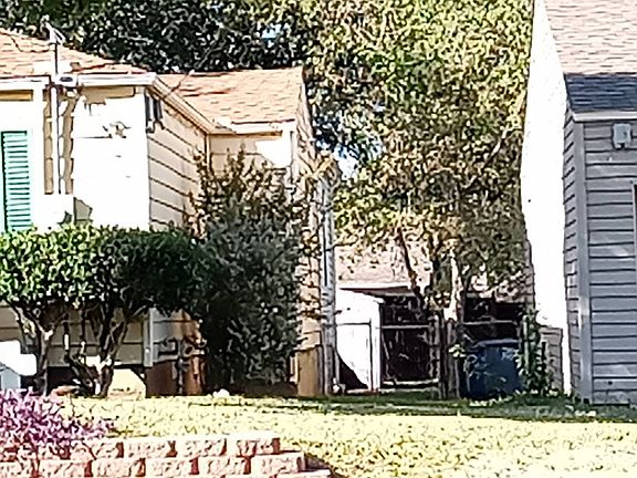 2nd image of 3515 W Clarendon Dr