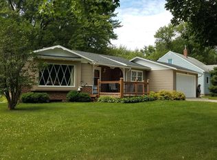 1440 Frank Hall Dr, Albert Lea, MN 56007