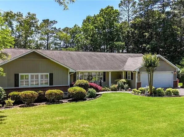 103 Mims Dr, Calhoun, GA 30701