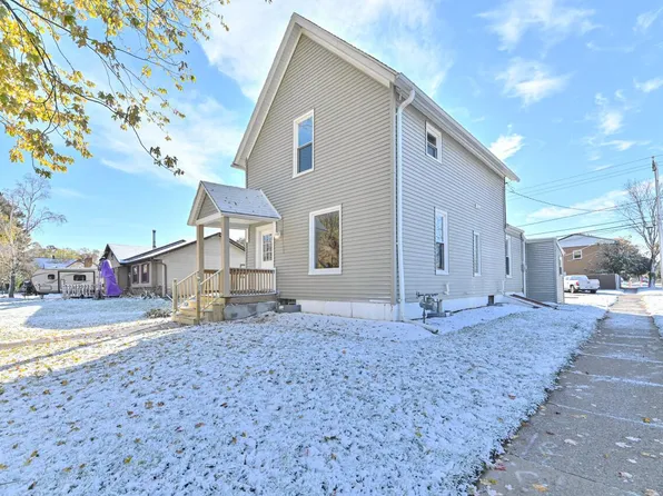 831 Sherman AVENUE, South Milwaukee, WI 53172