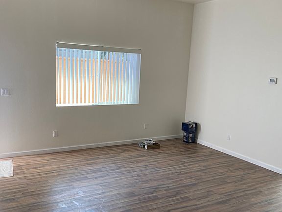 4th image of 9426 Lomita Dr