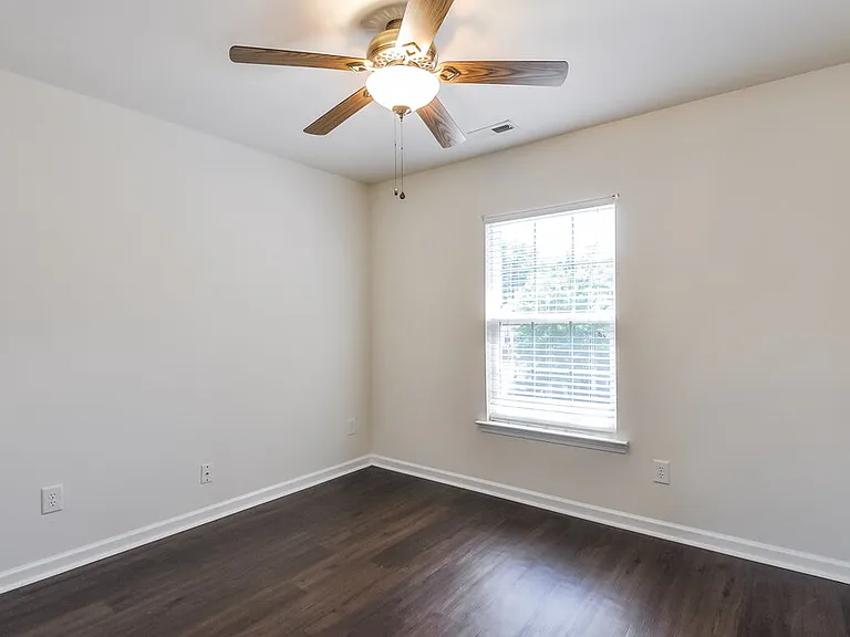 618 Averasboro Dr — Photo 13