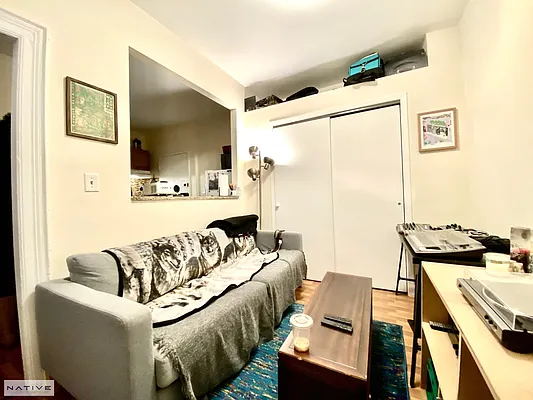 Rented by Native Real Estate LLC | media 15