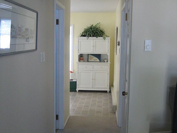 Hallway to Kitchen