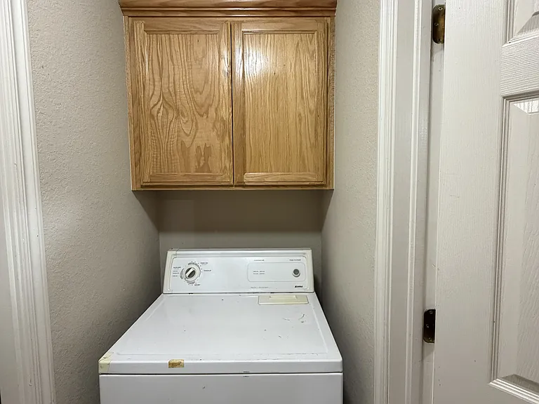 1214 Northern Hills Ln — Photo 25