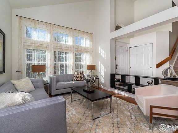 2nd image of 823 Spyglass Cir