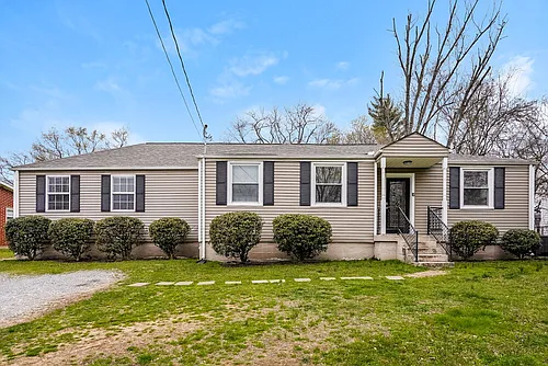 123 Ray Ave Photo 1
