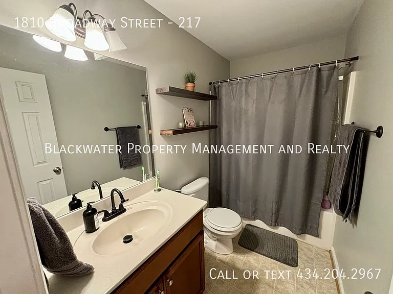 1810 Broadway St #217 — Photo 20