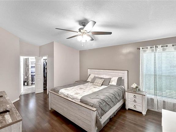 3rd image of 11104 Hambley Ave