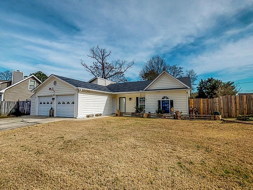 1st image of 3200 Windwood Trl