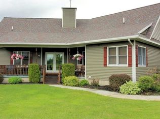 627 Geer Rd, Arcade, NY 14009