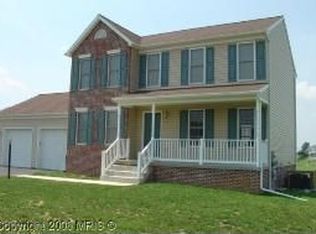 13514 Wellspring Dr, Hagerstown, MD 21740
