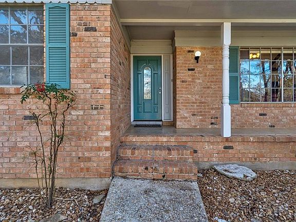 4th image of 127 Nichols Dr