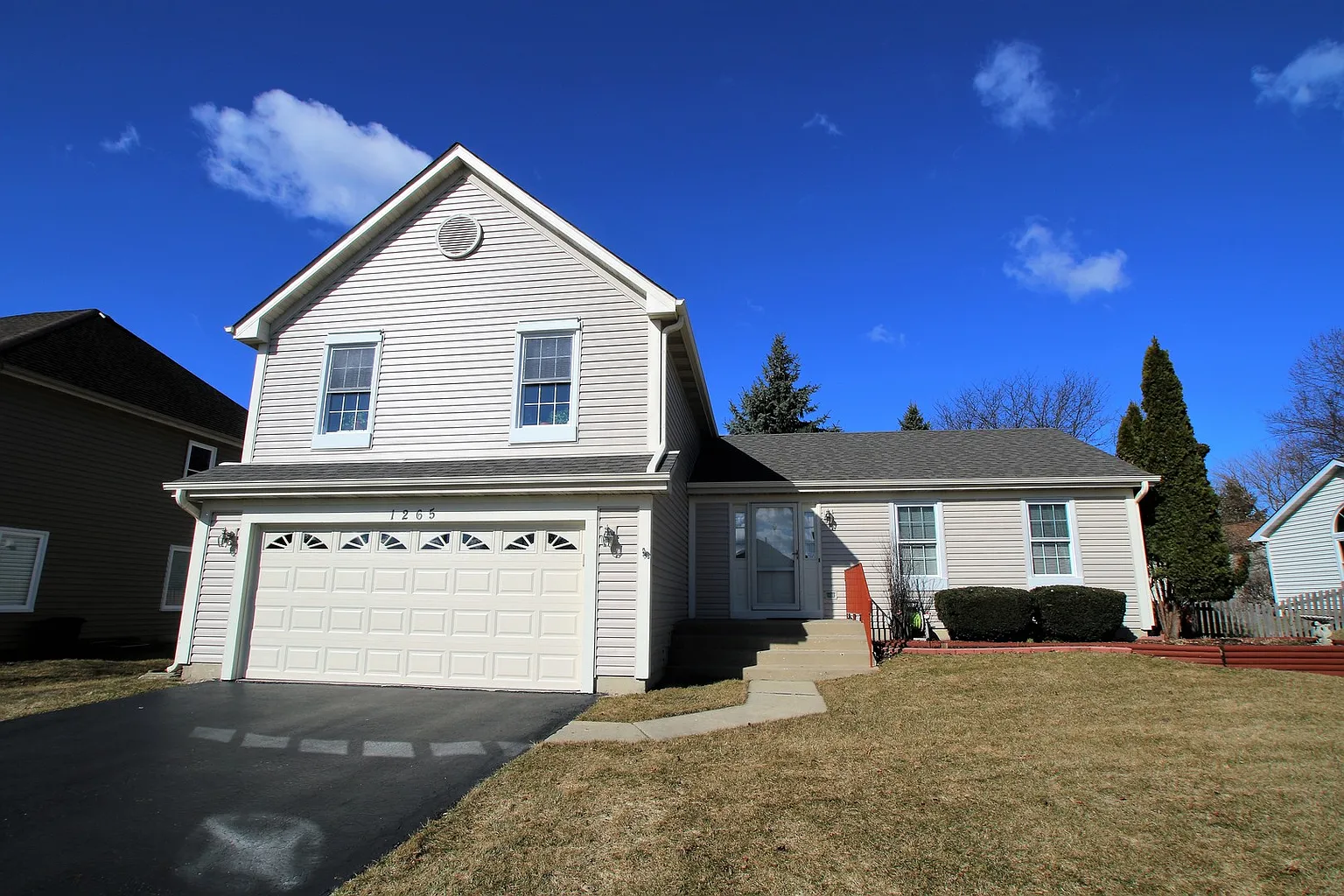1265 Crystal Shore Dr photo 1