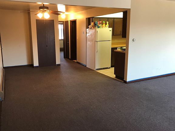 5th image of 5634 Independence Ave APT 3