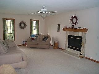 2nd image of 8412 Crabapple Dr